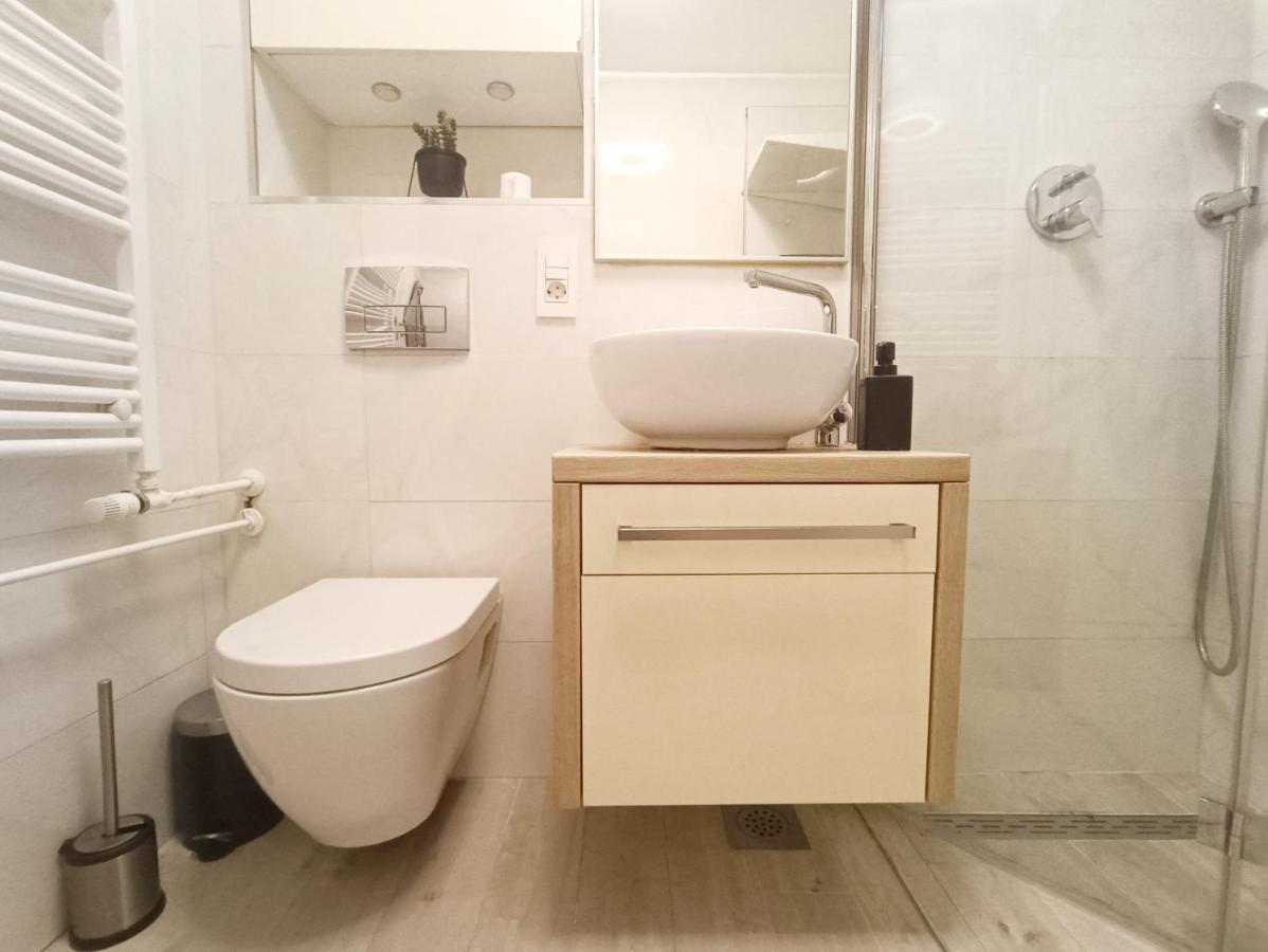 And Sweet - Self Check In Apartment Zagreb